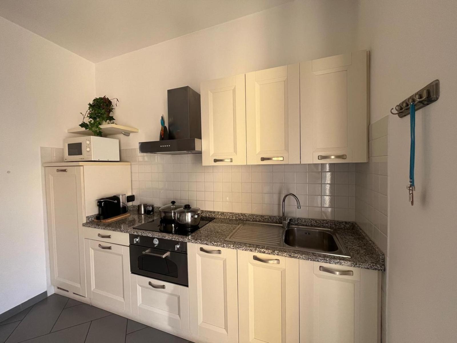 Dea Apartments Albenga Exterior photo