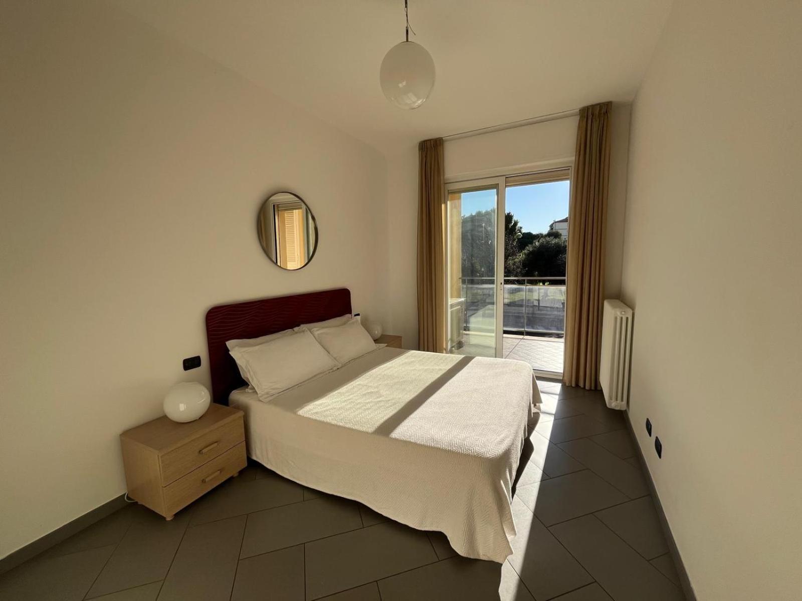 Dea Apartments Albenga Exterior photo