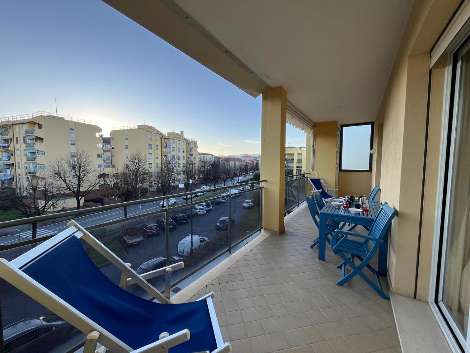 Dea Apartments Albenga Exterior photo